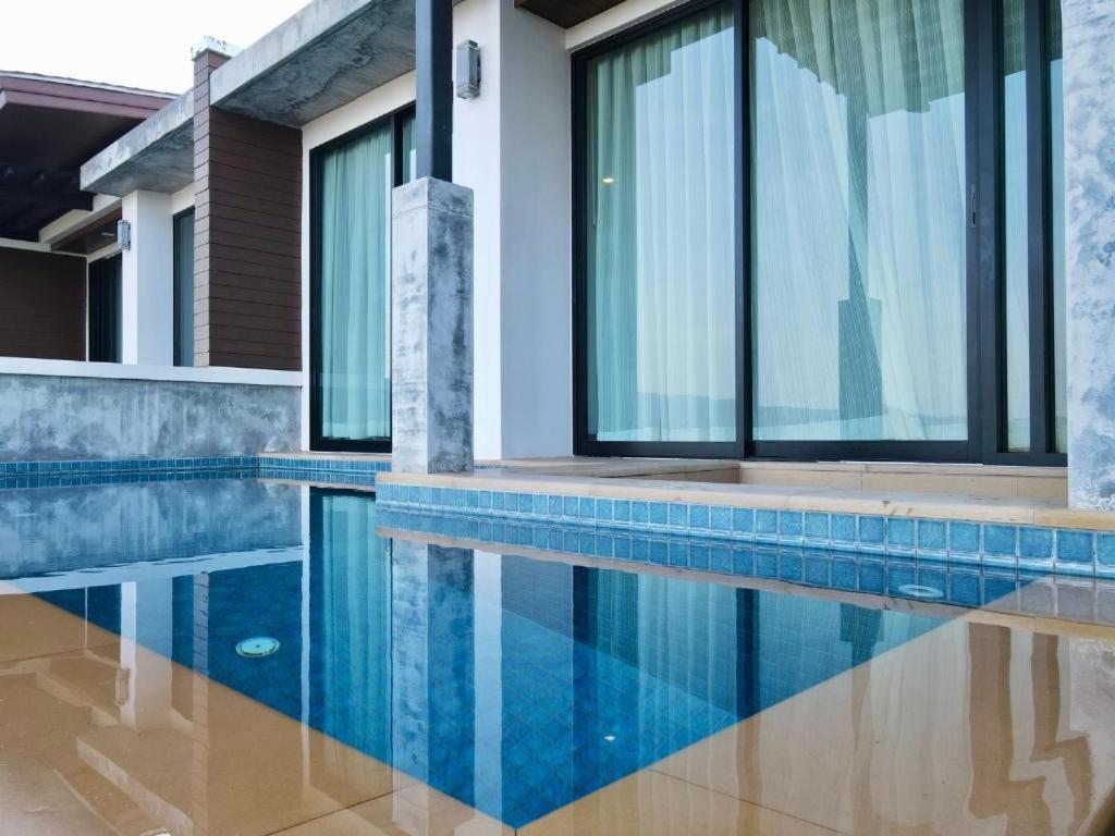 204 Ao Nang Beach, Private Sea View Pool 别墅
