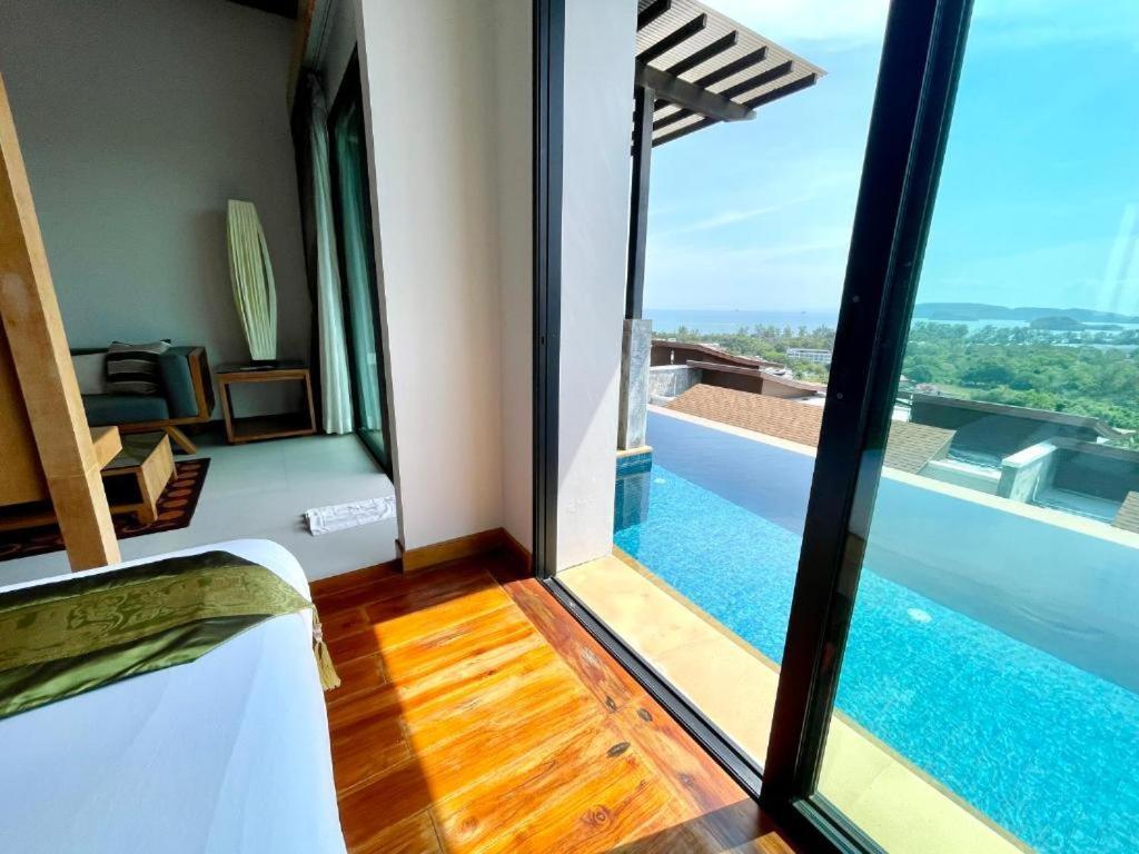 204 Ao Nang Beach, Private Sea View Pool 别墅 *